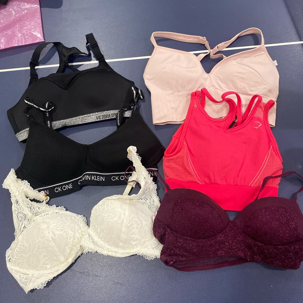 Victoria Secret, Gymshark, Aerie, Calvin Klein, Athleta Bra Lot size small